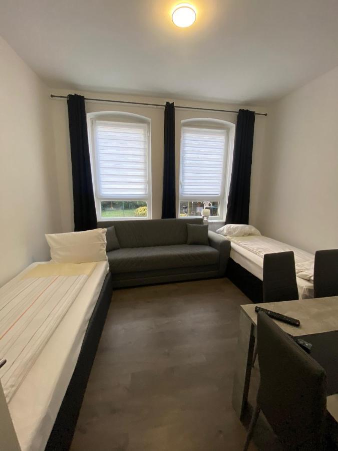 2-SZ Unterkunft nahe Innenstadt Neumünster Exterior foto