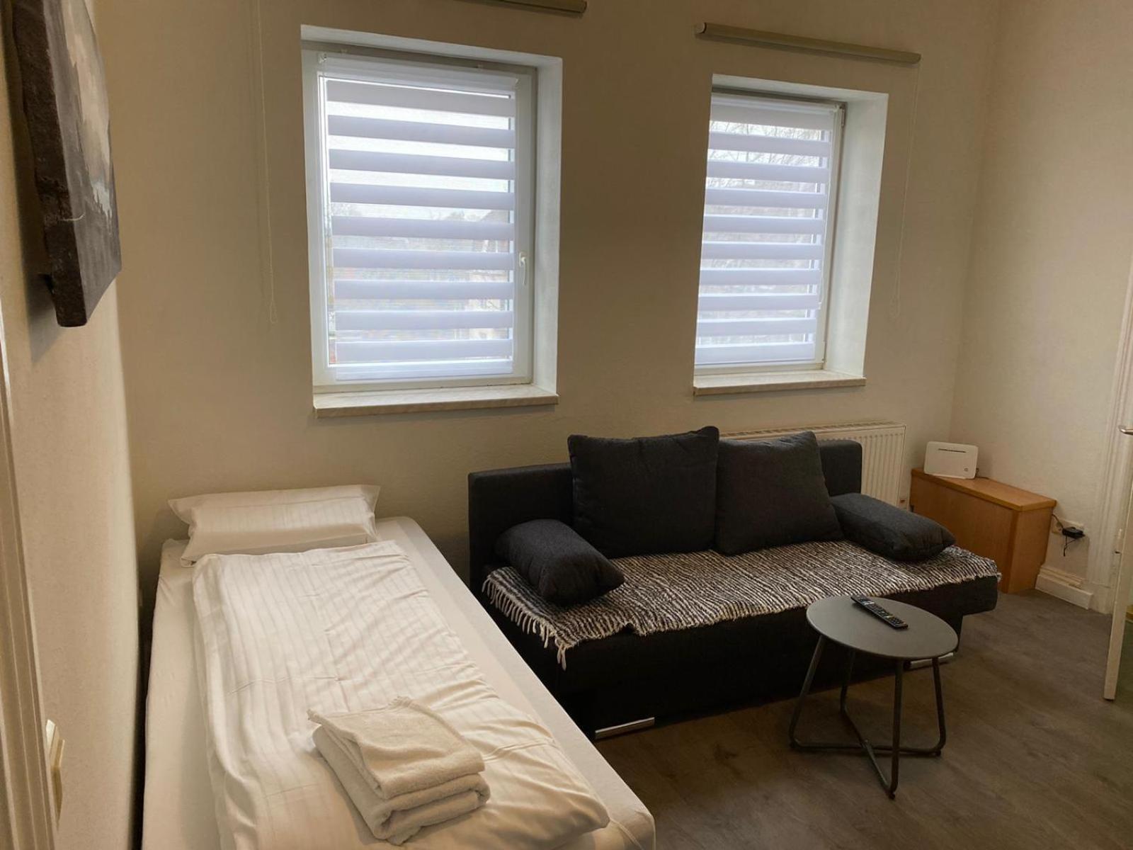 2-SZ Unterkunft nahe Innenstadt Neumünster Exterior foto