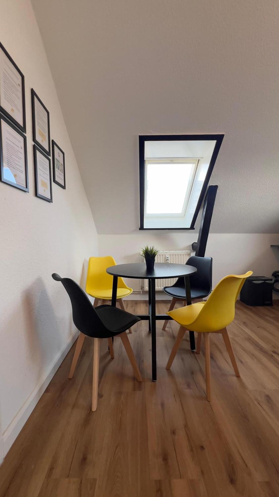 2-SZ Unterkunft nahe Innenstadt Neumünster Exterior foto